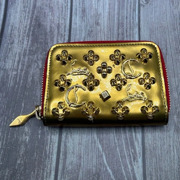 SOLD✨ LOUBOUTIN Gold Studded Logo Zip Compact Wallet Loubinthesky RARE - Picture 5 of 14